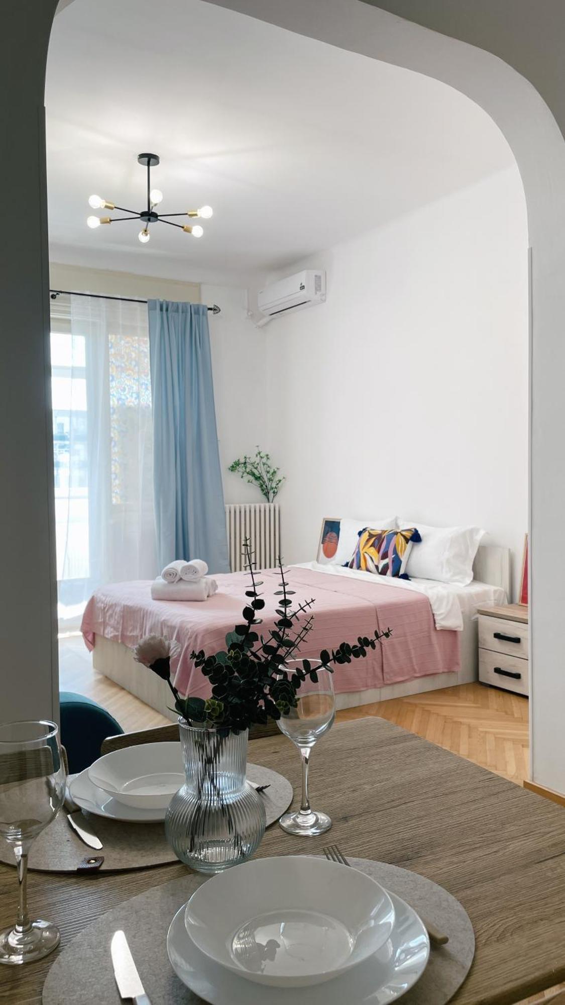 Pinkfluid - Charming Studio In Prime Location ブカレスト エクステリア 写真